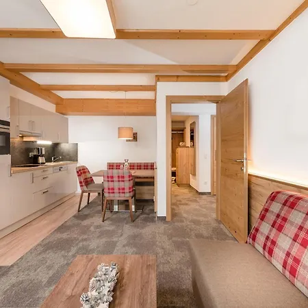 Apartment & Garni Alpenrose Obertauern