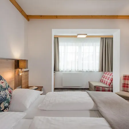 & Garni Alpenrose شقة اوبرتاورن