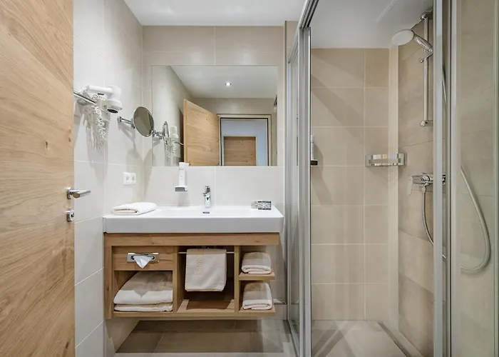 & Garni Alpenrose Apartman